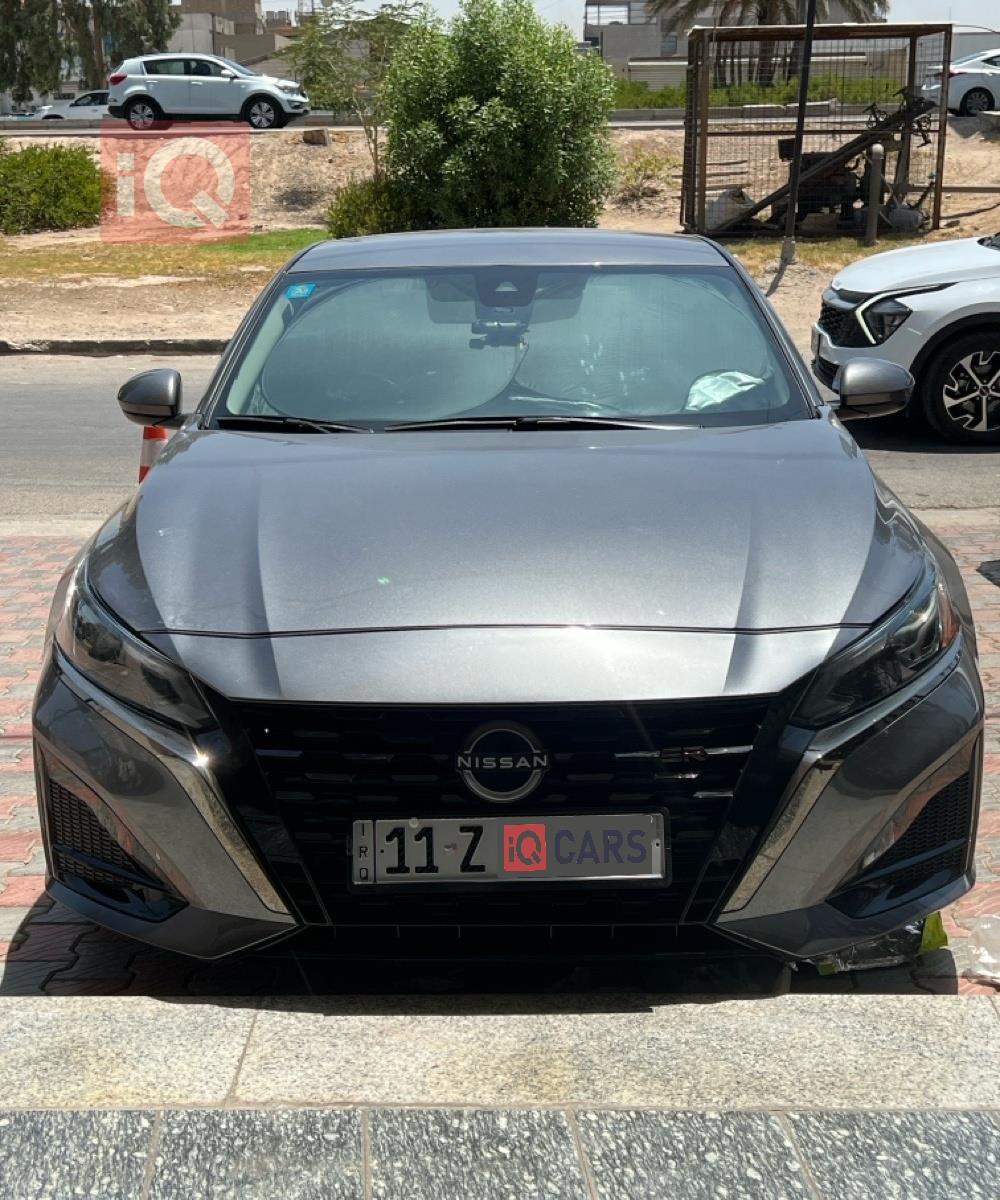 نیسان ئەلتیما
